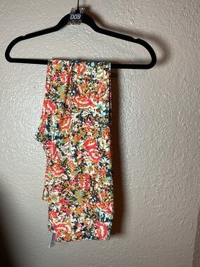 Lularoe Leggings Women’s Size TC Tall & Curvy Fits Sizes 12-18 Orange Floral
